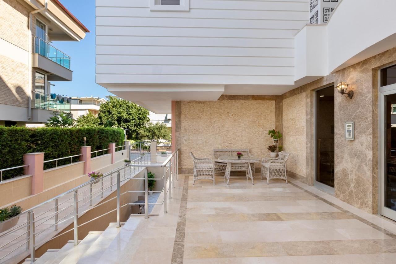 Onix Apart Hotel Antalya Exterior photo